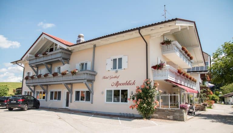 Hotel Garni Alpenblick 768x438