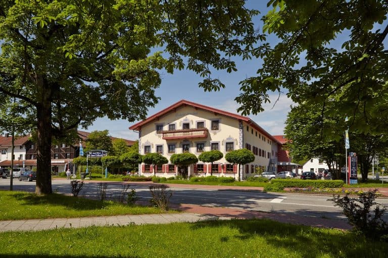 Hotel Sauerlacher Post 768x512