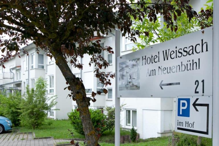 Hotel Weissach Am Neuenbuhl 1 768x512