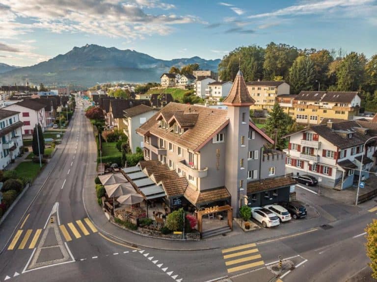feRUS hotel 768x575