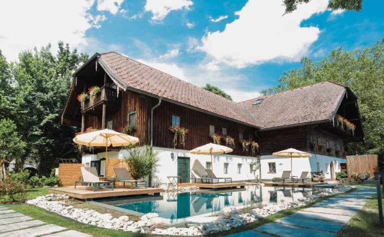 Schlosswirt zu Anif 768x474