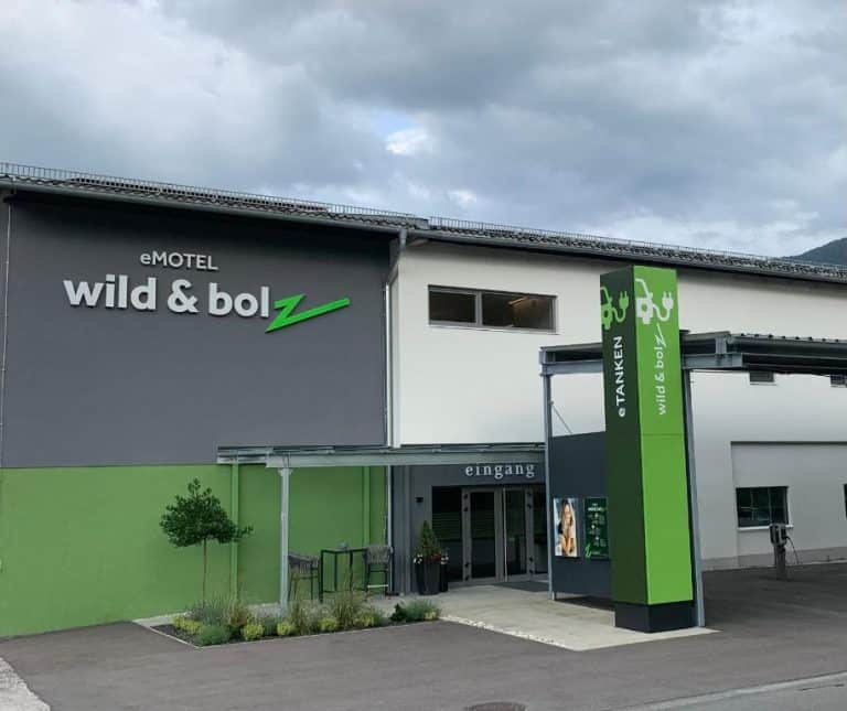 wild bolz eMotel 768x645